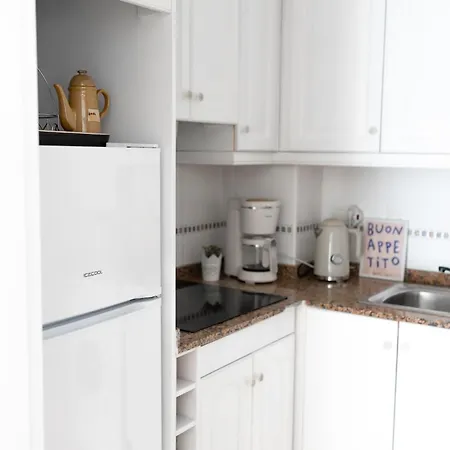 Charming With Sea View Apartment