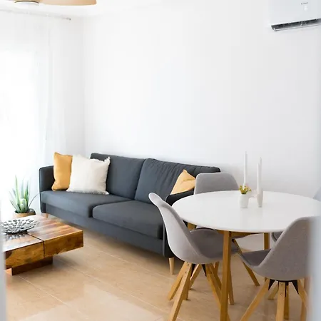 Apartment Charming With Sea View *