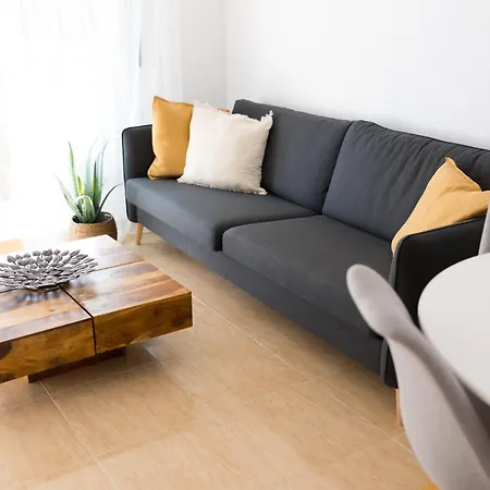 Charming With Sea View Apartment Torrevieja